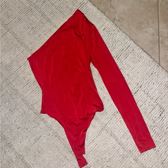 Lovers + Friends one sleeve bodysuit - Picture 1 of 2